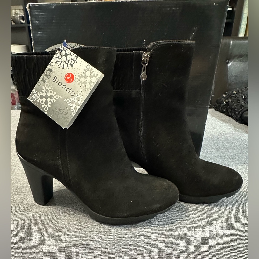 Blondo Black Suede Heeled Waterproof Boots NWT